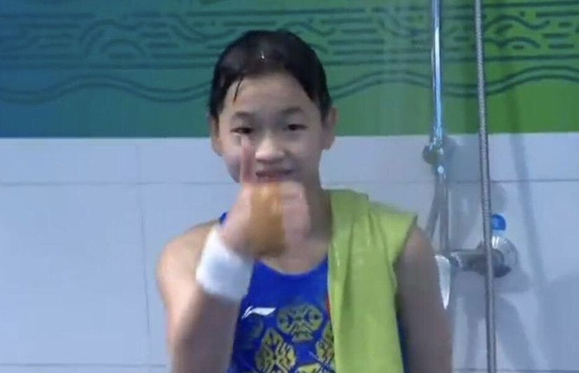 对此视效总监丁燕来直呼;恐怖：;剧本里好像没有什么是可以拍到的，也没有什么是可以直接用的